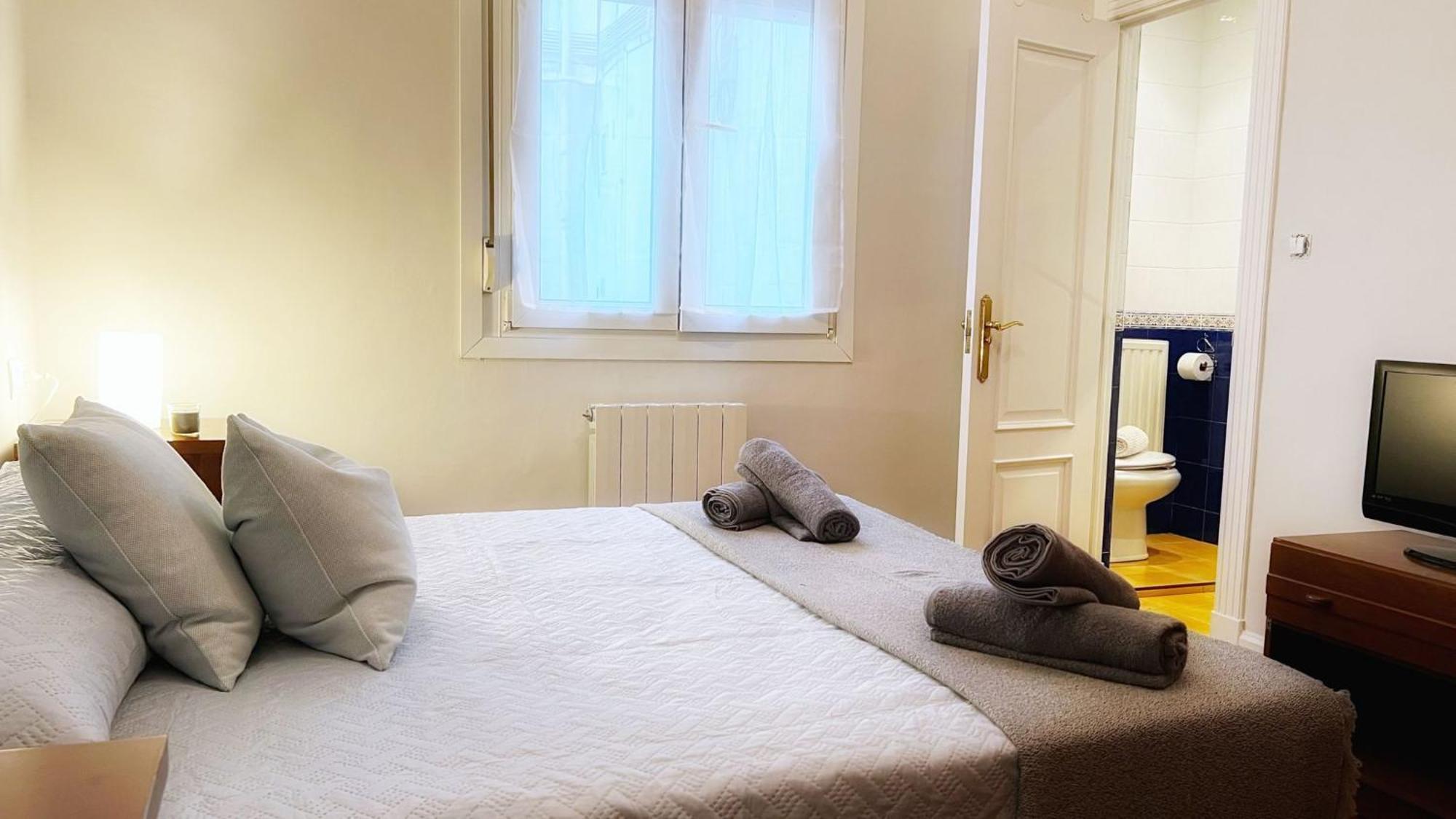 Centrica Y Amplia Vivienda Turistica Con Wifi Apartment Билбао Екстериор снимка