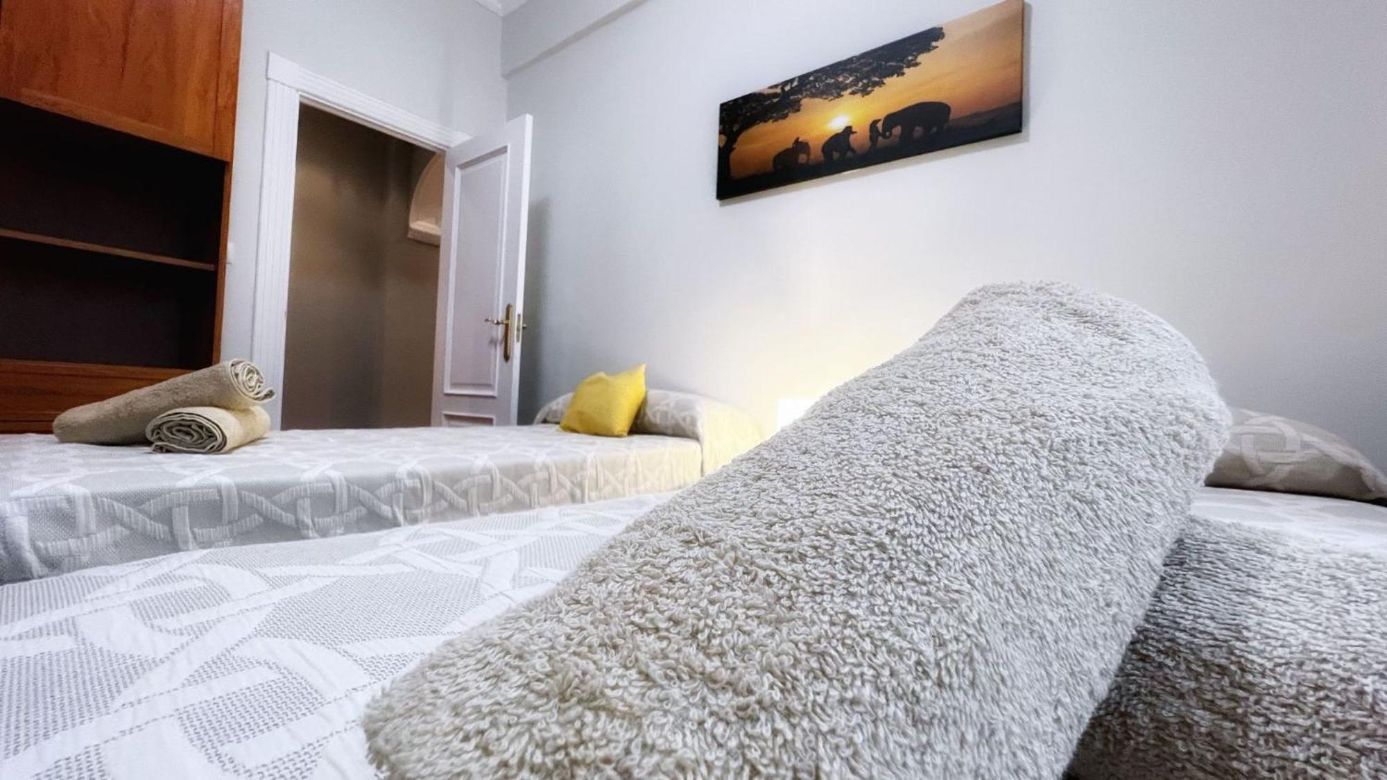 Centrica Y Amplia Vivienda Turistica Con Wifi Apartment Билбао Екстериор снимка